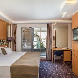 **** Hotel Marmara Hongrie